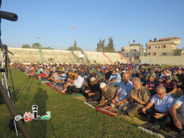  كفرقاسم - فيديو : تتصافح الايدي وتتعانق الرقاب في صلاة عيد الاضحى المبارك في المصلى ومشاركة واسعة مع الابتسامة 